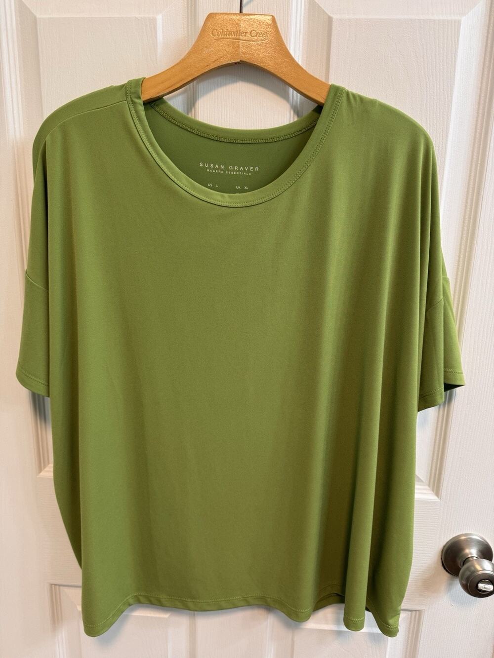 Susan Graver Modern Essentials L Green Pullover Top Short Sleeve Round Neck